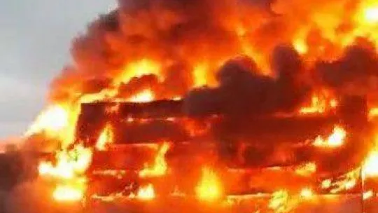 Sakarya'da mobilya atölyesinde yangın