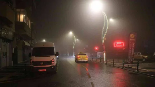 Sakarya'da sis etkili oldu, görüş mesafesi 5 metreye kadar düştü