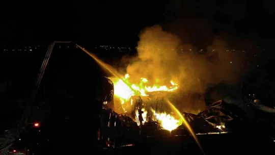 Sakarya'daki korkutan yangın havadan görüntülendi