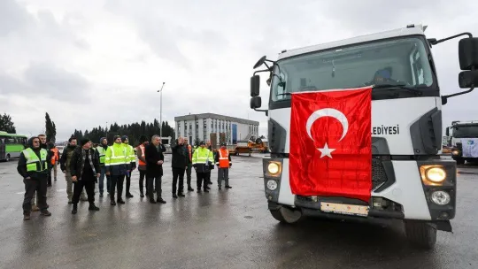 Sakarya'dan 43 iş makinası deprem bölgesine çıktı