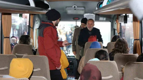 Sakarya'dan deprem bölgesine 160 kişilik sağlık ordusu