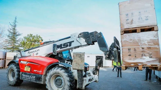 Sakarya'nın enerjisine katkı sağlayacak 14 bin panelin teslimatı tamamlandı