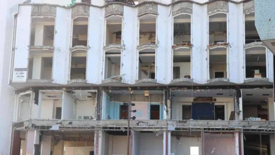 Sakarya'nın simgelerinden o yapı kentsel dönüşüm için yıkılıyor