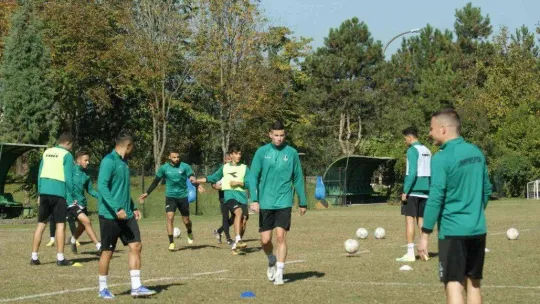 Sakaryaspor, Manisa FK mesaisinde