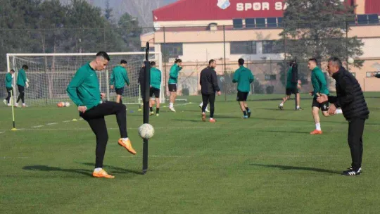 Sakaryaspor, Pendikspor mesaisinde