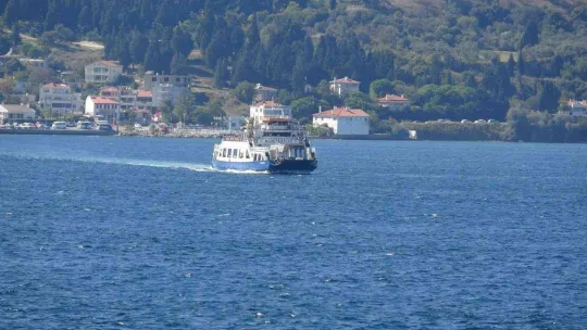 Salı günü Gökçeada feribot seferlerine 'fırtına' engeli