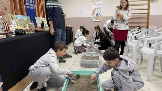 Salonda arkeolojik kazı