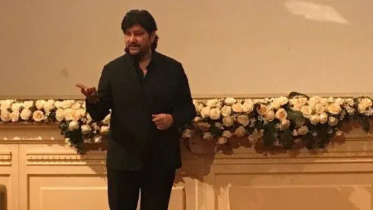 Sanatçı Ahmet Şafak üniversite öğrencileriyle buluştu