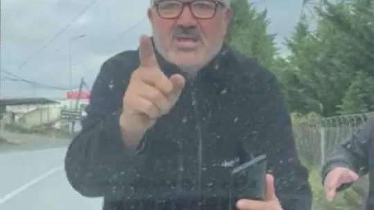 Sancaktepe'de korna çaldığı otomobildekilerin saldırısına uğradı, iki parmağı kırıldı