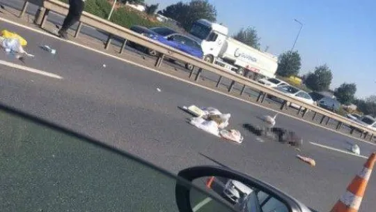 Sancaktepe TEM'de feci kaza: Yolcu otobüsü çarptı, metrelerce savrularak hayatını kaybetti