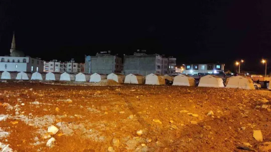 Şanlıurfa'da depremzedeler AFAD çadırlarına yerleştirildi