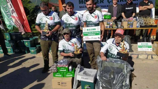 Sazan yakalama yarışmasında şampiyonlar belli oldu