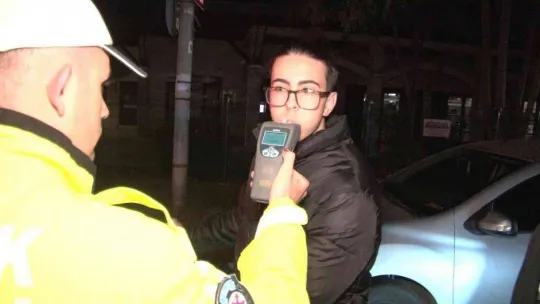 Scooterlu şehre geldi, gelir gelmez ceza yedi