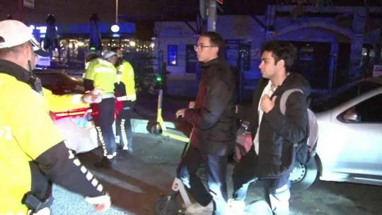 Scooterlu şehre geldi, gelir gelmez ceza yedi