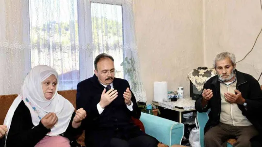 Şehit ailesinden hayır duası aldı