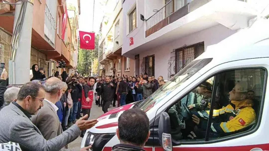 Şehit astsubaya babasından asker selamı