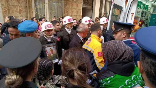 Şehit astsubaya babasından asker selamı