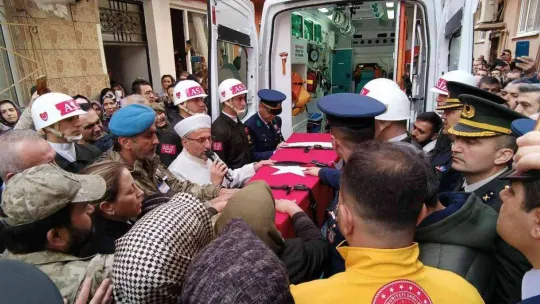 Şehit astsubaya babasından asker selamı