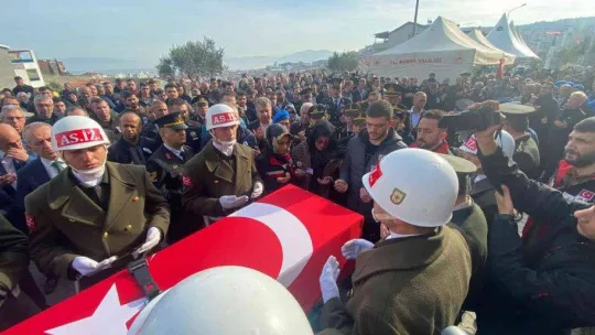 Şehit babası: 'Bir Tunahan gider bin Tunahan gelir'