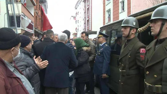 Şehit Halil İbrahim Yiğit'in cenazesi helallik alınmak üzere baba ocağına getirildi