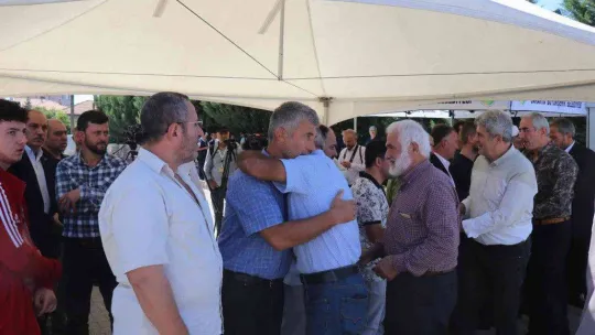 Şehit Kaymakam'ın babası son yolculuğuna uğurlandı