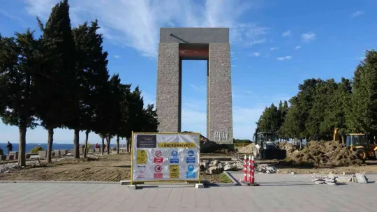 Şehitler Abidesi'nde Cumhuriyet'in 100'üncü yılı hazırlığı