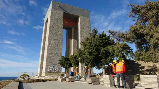 Şehitler Abidesi'nde Cumhuriyet'in 100'üncü yılı hazırlığı