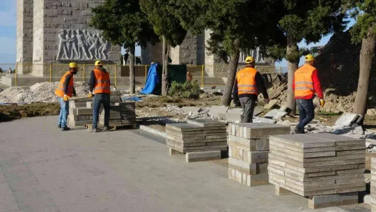 Şehitler Abidesi'nde Cumhuriyet'in 100'üncü yılı hazırlığı