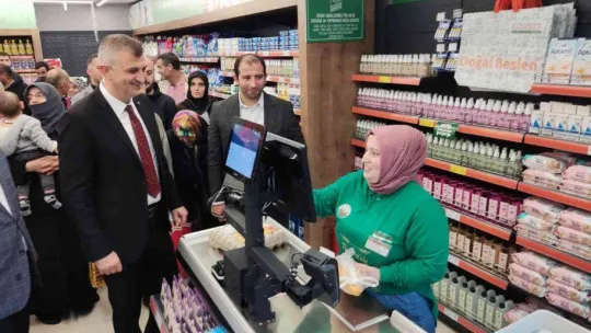 Şehitler'e Tarım Kredi Kooperatif Marketi açıldı