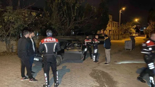 Şehrin dört bir yanındaki metruk binalara baskın