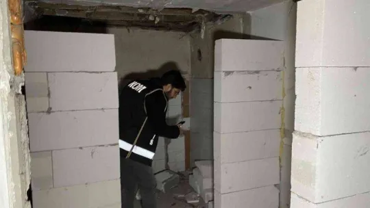 Şehrin dört bir yanındaki metruk binalara baskın