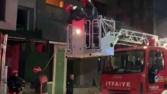 Şehrin göbeğinde korkutan yangın