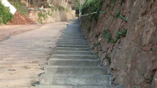 Serdar Mahallesi'ne iki yeni merdiven