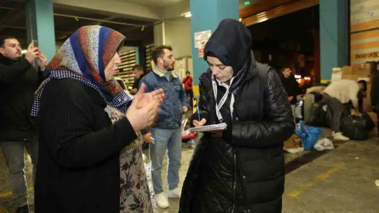 Serdivan Belediyesinden deprem bölgesine yardım