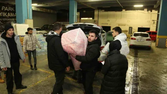 Serdivan Belediyesinden deprem bölgesine yardım