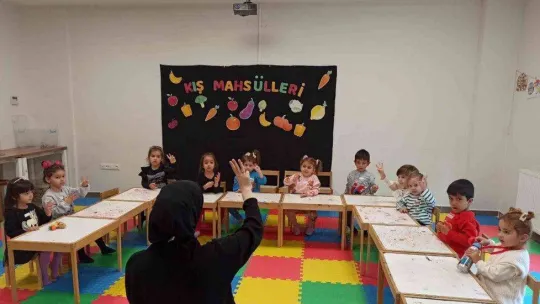 Serdivan Çocuk Akademisi minik misafirlerini ağırlıyor