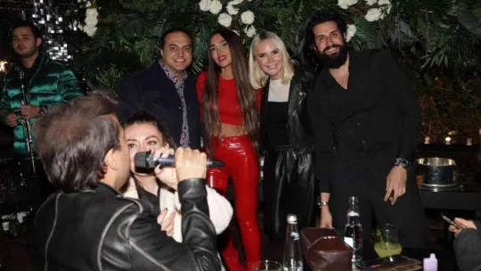 Seren Serengil'den sevgilisine sürpriz doğum günü partisi