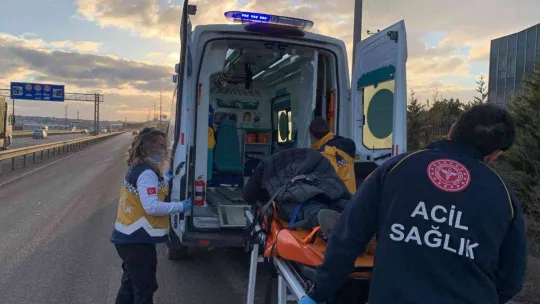 Şerit değiştiren tır, taksiciyi kazaya sürükledi: O anlar kamerada