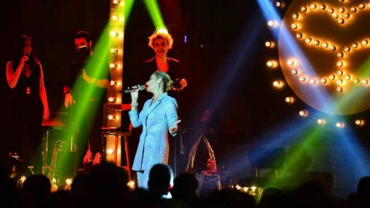 Sıla'dan Bursa'da keyifli konser