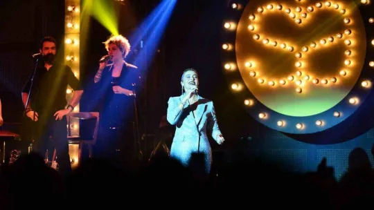 Sıla'dan Bursa'da keyifli konser