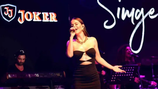 Simge Bursa'yı coşturdu