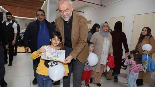 Sinan Özen Ve Baha, şarkılarını Çekmeköy'de özel çocuklar için seslendirdi