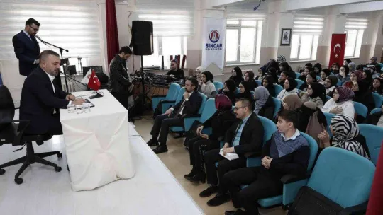 Sincan'da 12'nci sınıf öğrencilerine dijital eğitim modülü desteği