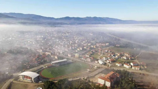 Sındırgı'da Beyaz büyü kartpostallık görüntüler oluşturdu