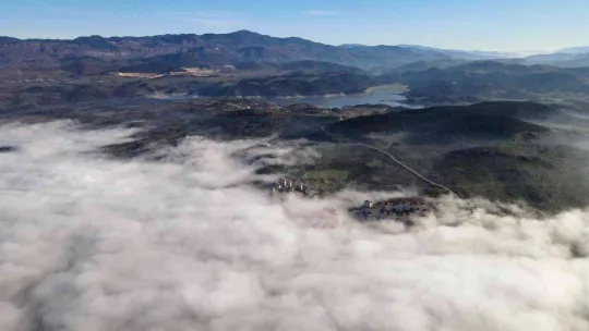 Sındırgı'da Beyaz büyü kartpostallık görüntüler oluşturdu