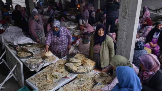 Sındırgı'da eller yağmur için semaya açıldı
