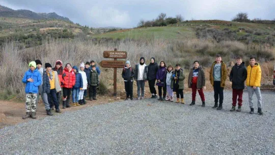 Sındırgı'da öğrenciler ara tatili Ulus'ta geçirdi