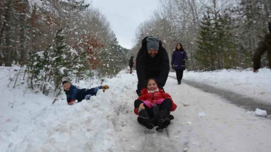 Sındırgı'da öğrenciler ara tatili Ulus'ta geçirdi