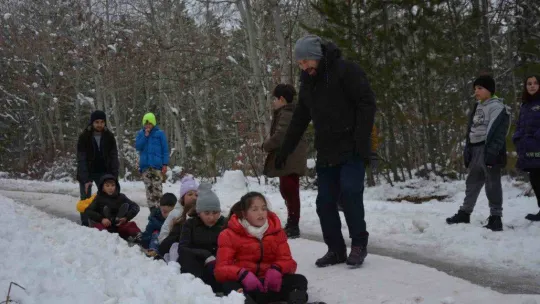 Sındırgı'da öğrenciler ara tatili Ulus'ta geçirdi