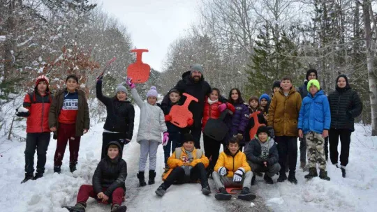 Sındırgı'da öğrenciler ara tatili Ulus'ta geçirdi
